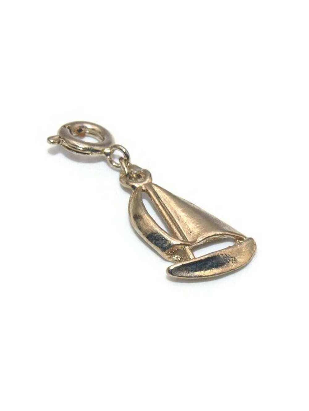 Vintage Gold Tone Sailboat Charm with Spring Ring Clasp.